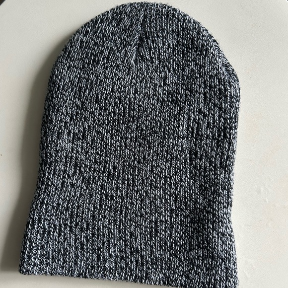 Talula Beanie - Picture 2 of 4
